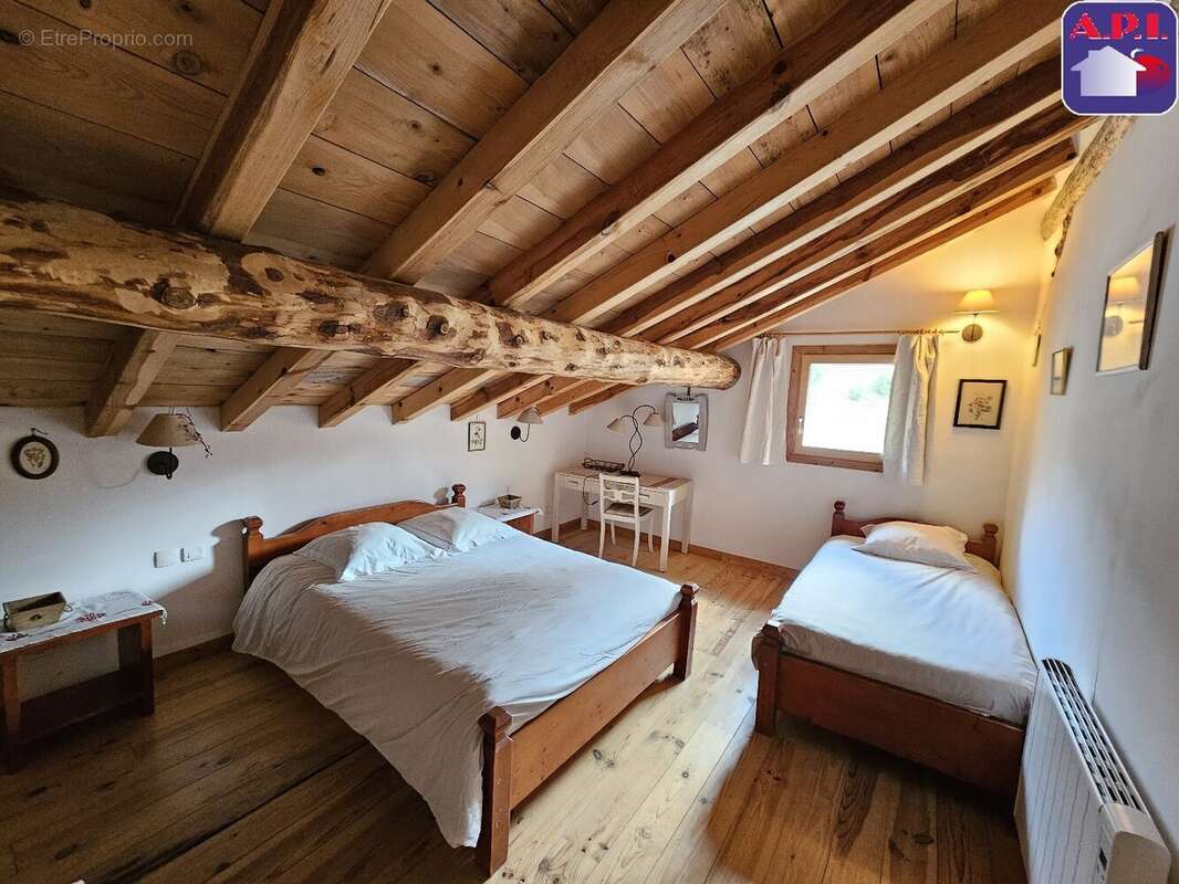 Maison à SAINT-PIERRE-DELS-FORCATS