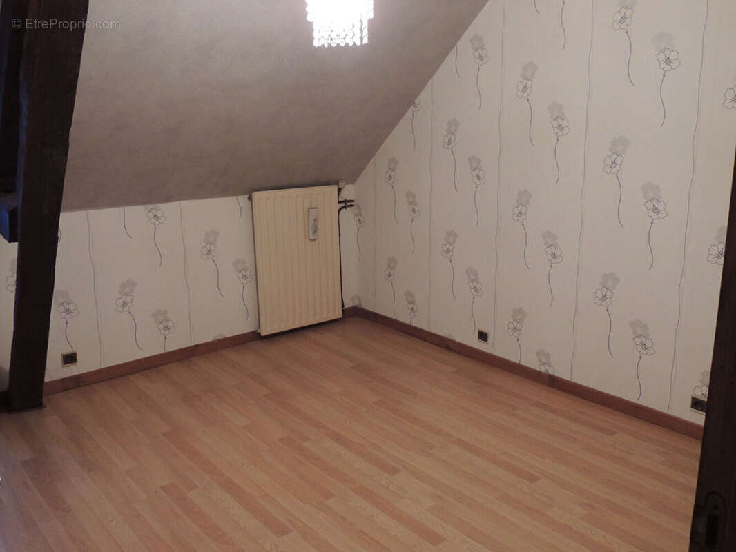 Maison à LA CROIXILLE