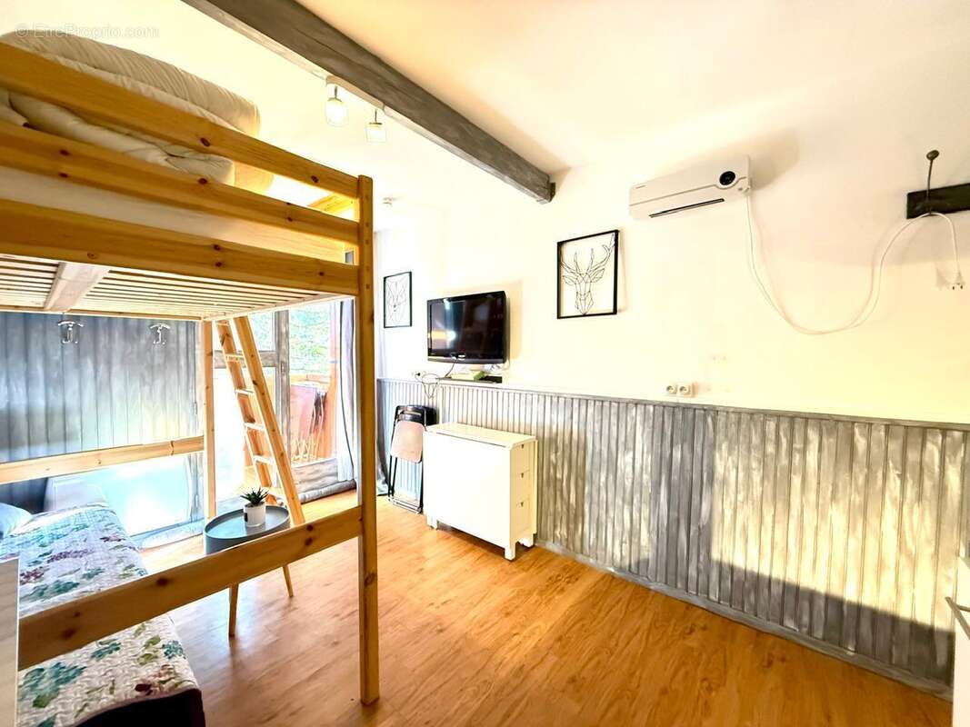   - Appartement à PRADES