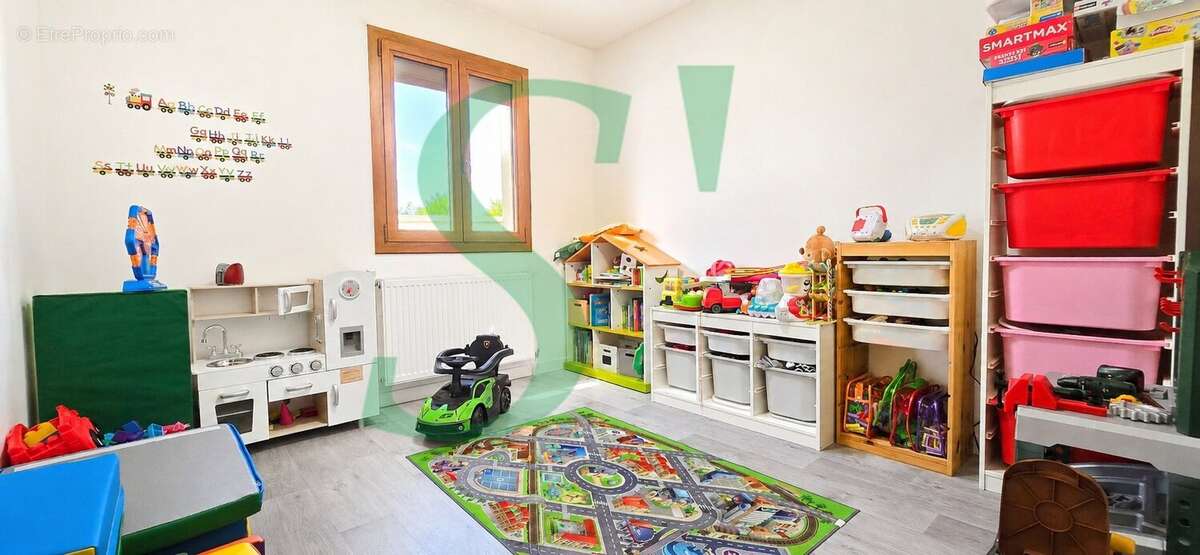 Maison 100 m² à Chars  - photo 6