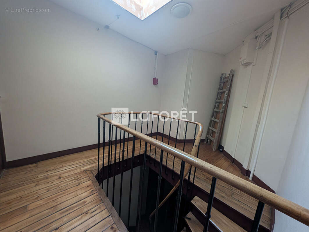 Appartement à PARIS-20E