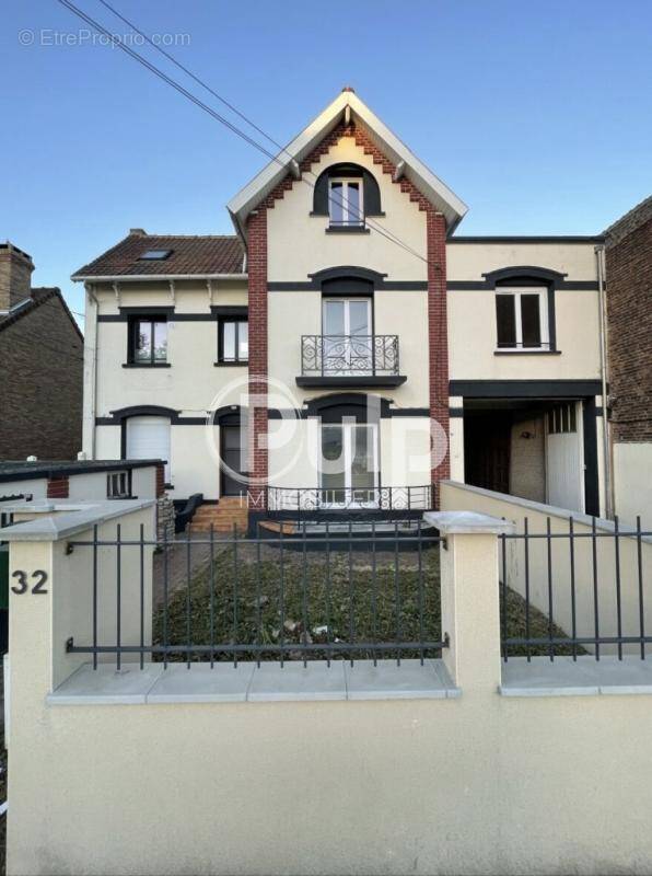 Appartement à ANNAY