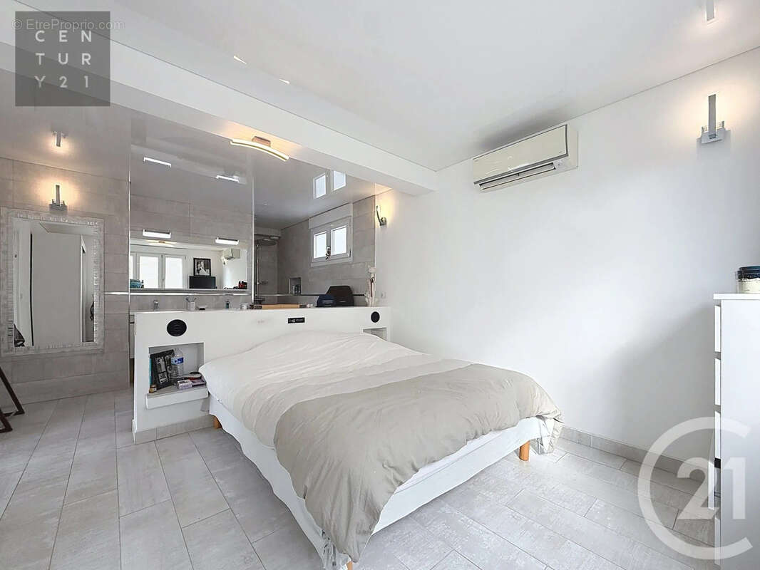 Maison à SAINT-PARRES-AUX-TERTRES