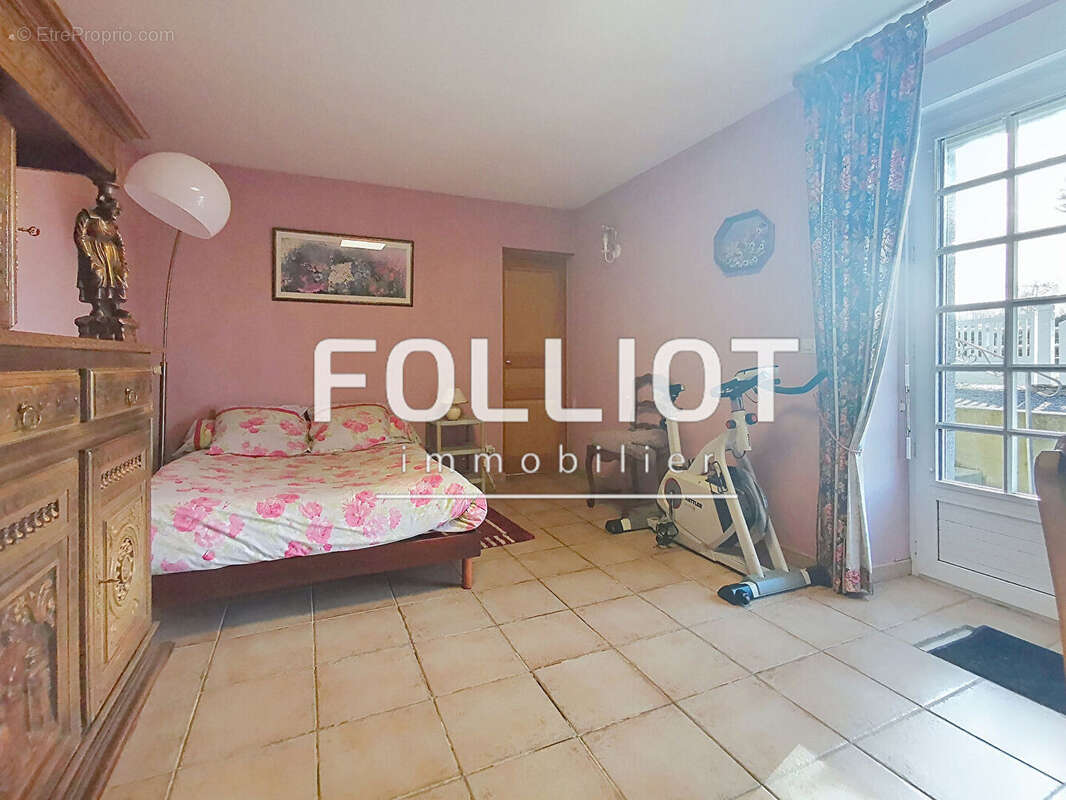 Maison à JULLOUVILLE