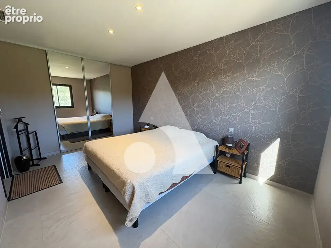 Villa d'exception de 2018 avec parc de 2 100 m²  dans un cadre préservé - photo 4