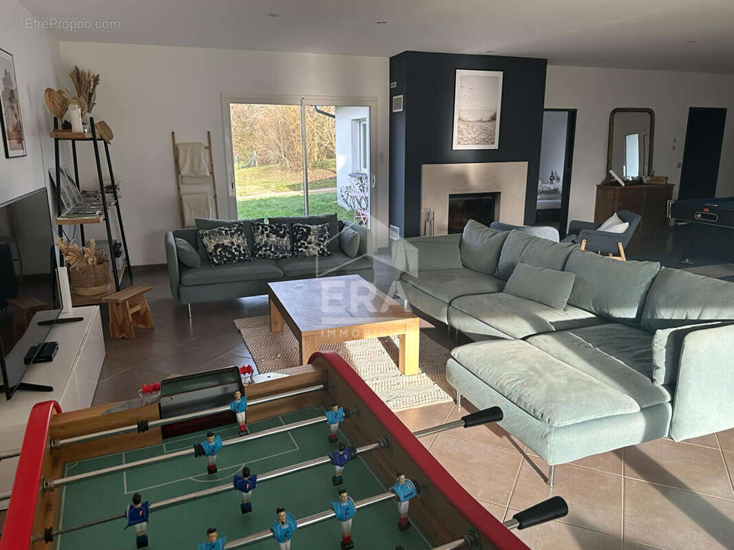 Maison 232m² à montpon-ménestérol - photo 8