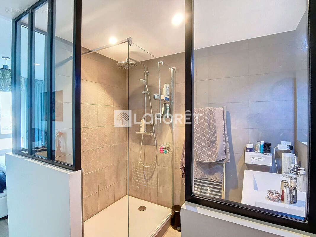 Appartement à CHAMPAGNE-AU-MONT-D&#039;OR