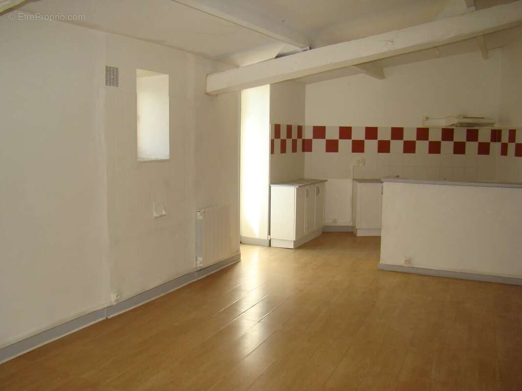 Appartement à GENCAY