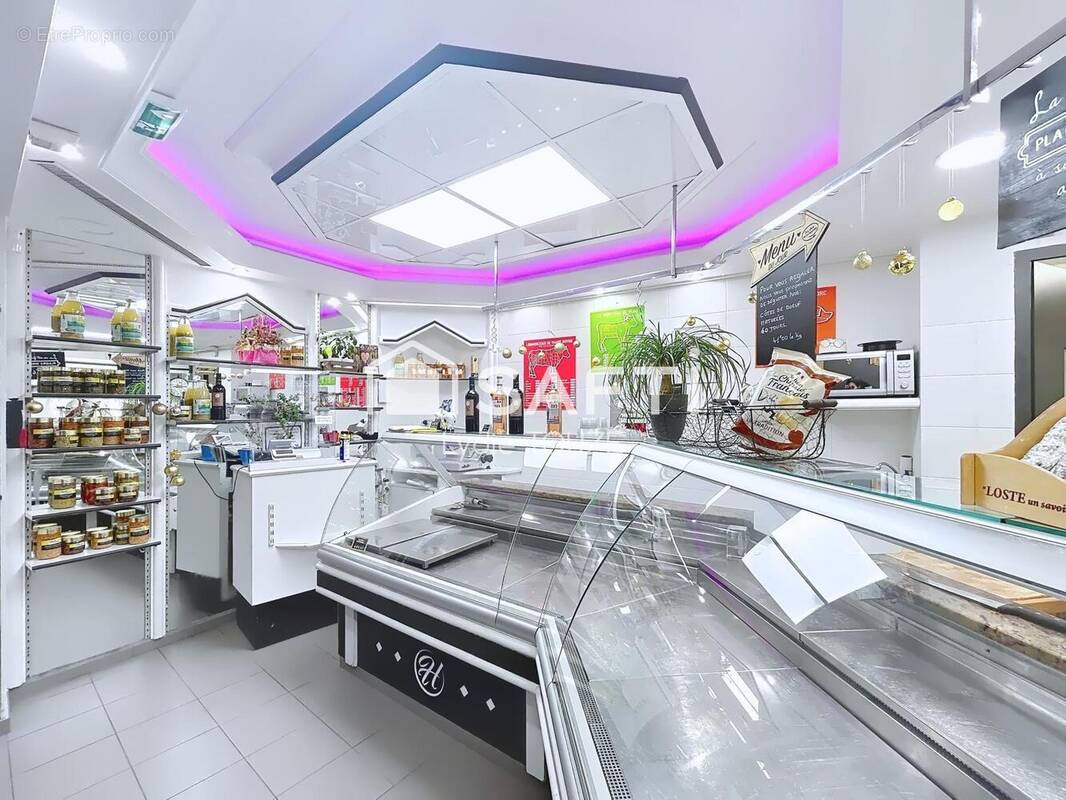 Photo 1 - Commerce à VALOGNES