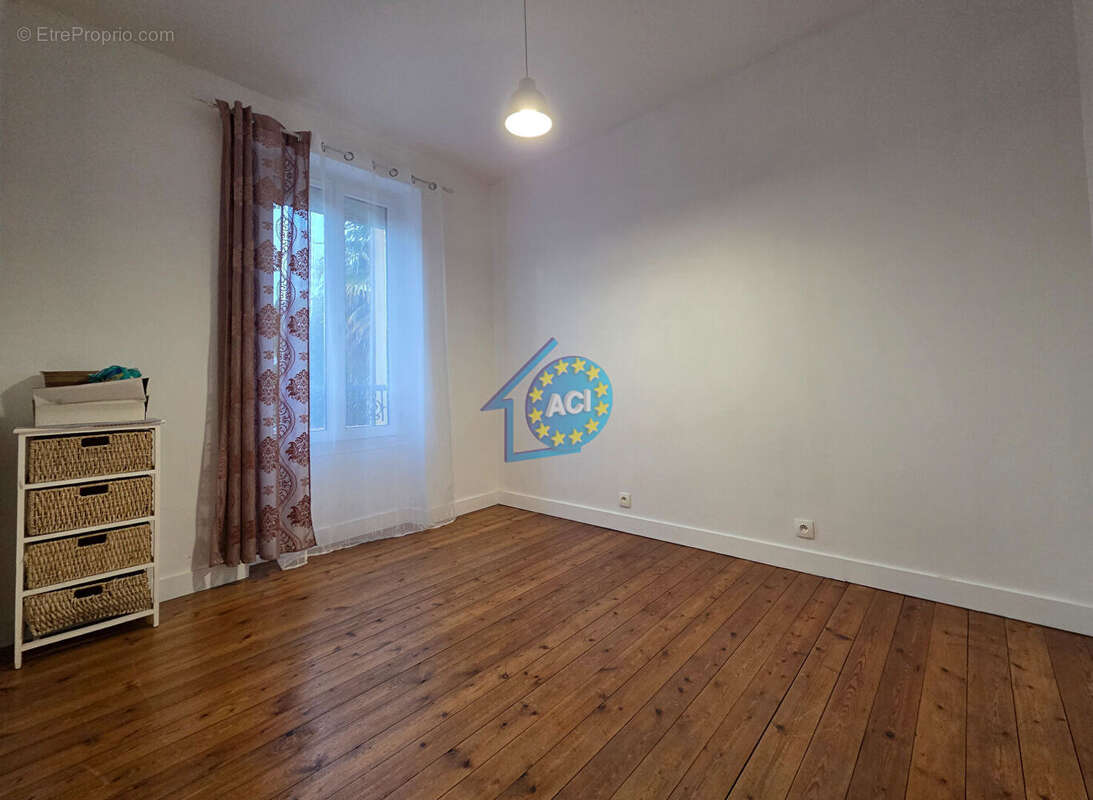 Maison à MANTES-LA-JOLIE