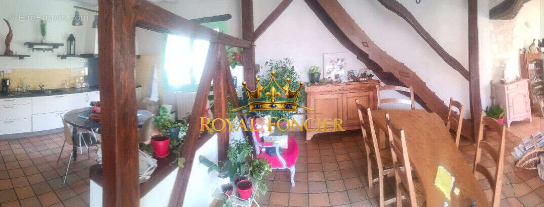 Maison 158 m² à Vaux-Sur-Vienne  - photo 9