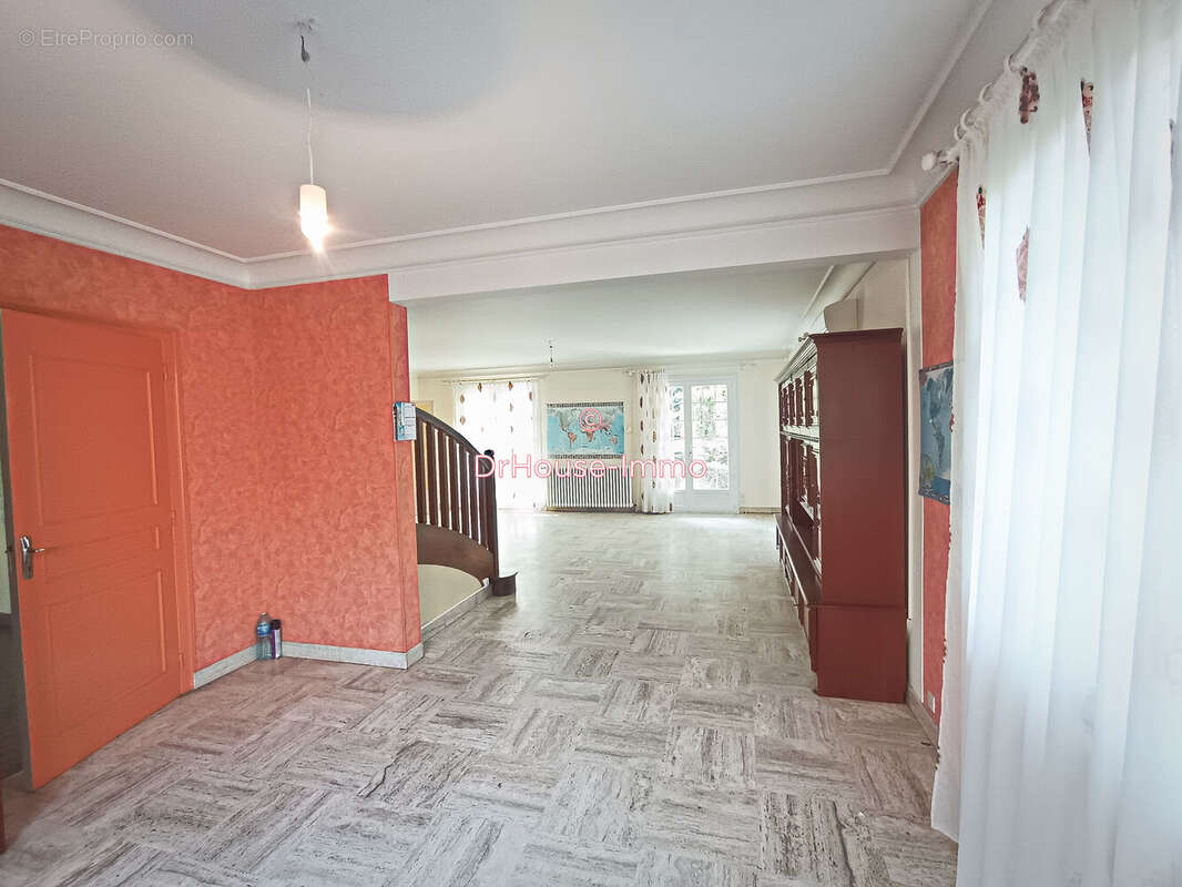 Maison 171 m² à Thouars  - photo 86