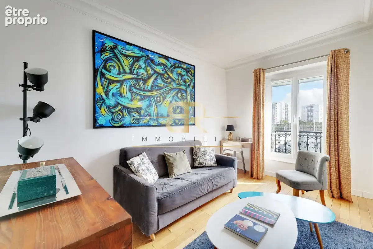 Appartement à PARIS-15E