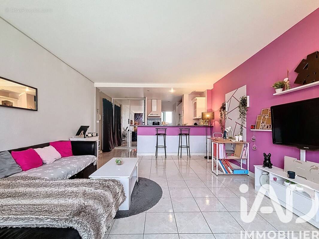 Photo 1 - Appartement à LE PLESSIS-TREVISE