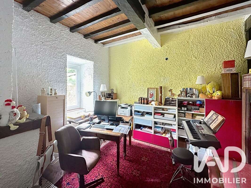 Maison 230 m² à Saint-Cricq-Villeneuve  - photo 8