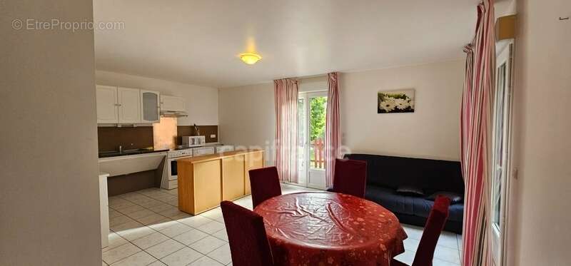 Maison à EUGENIE-LES-BAINS