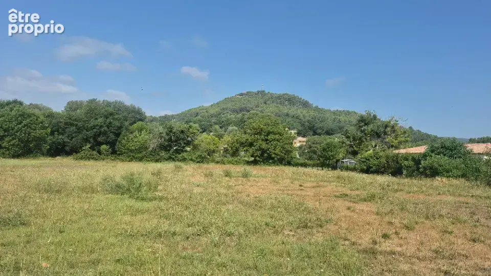 Terrain à SALERNES