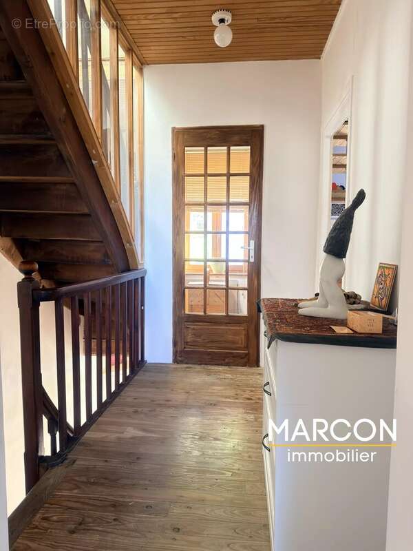 Maison à CHATELUS-MALVALEIX