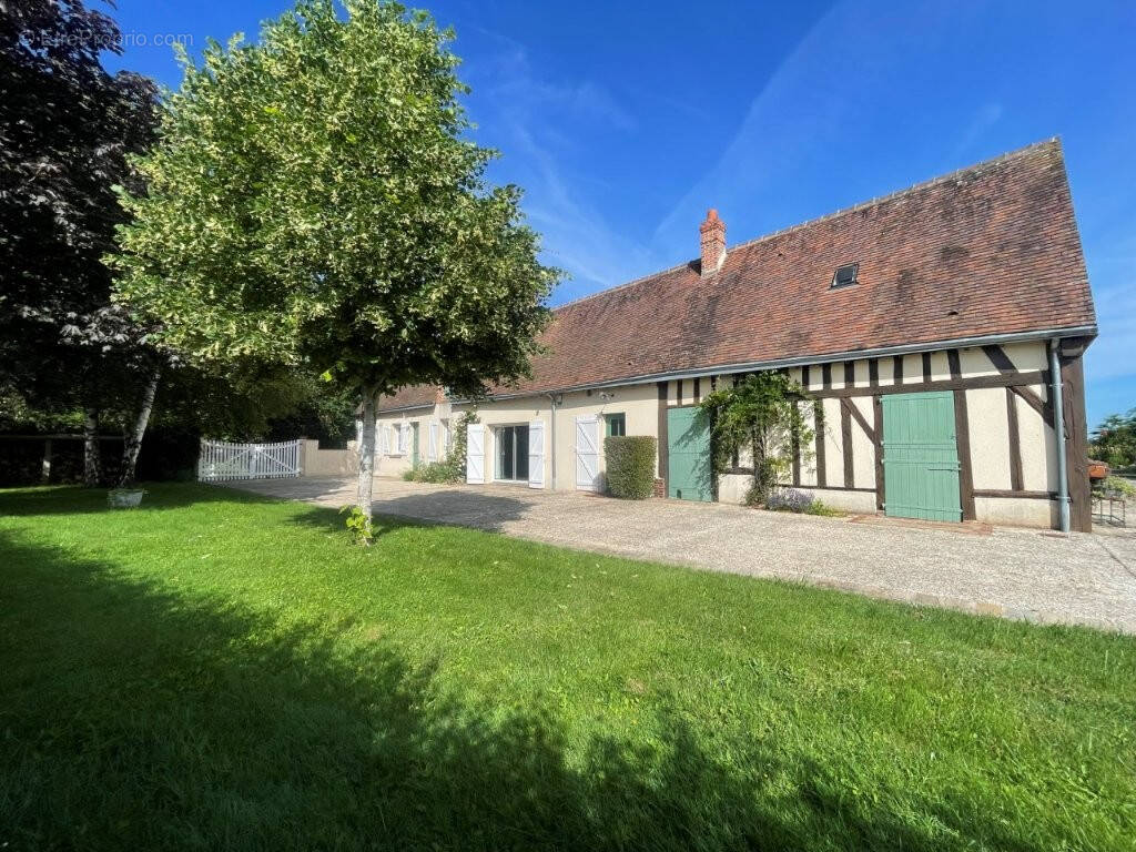 Maison à ARROU