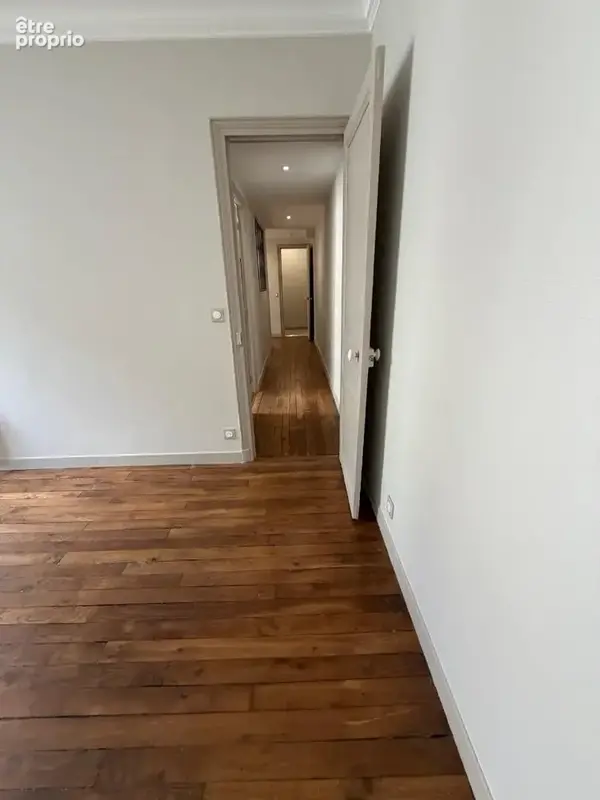 metro ligne 4 et 13, superbe appartement T3 RENOVE à étrenner au calme à saisir PARIS 14° - photo 3