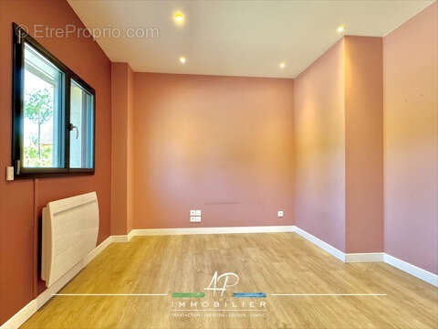 Commerce à BELLENEUVE