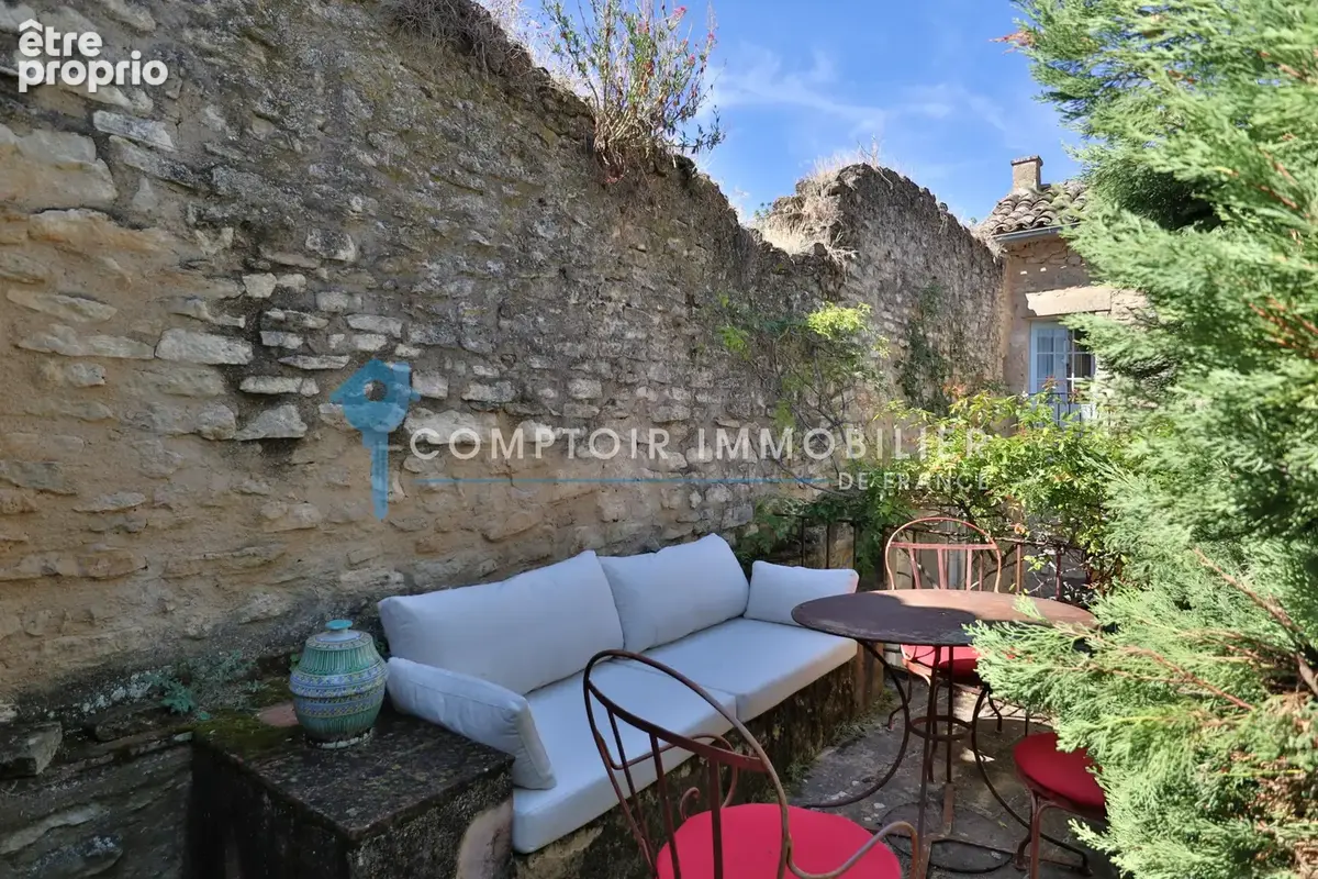 Dept 84 - Goult - Ravissante et atypique propriété en pierre 150 m2 + terrain avec garage et piscine non atten - photo 24