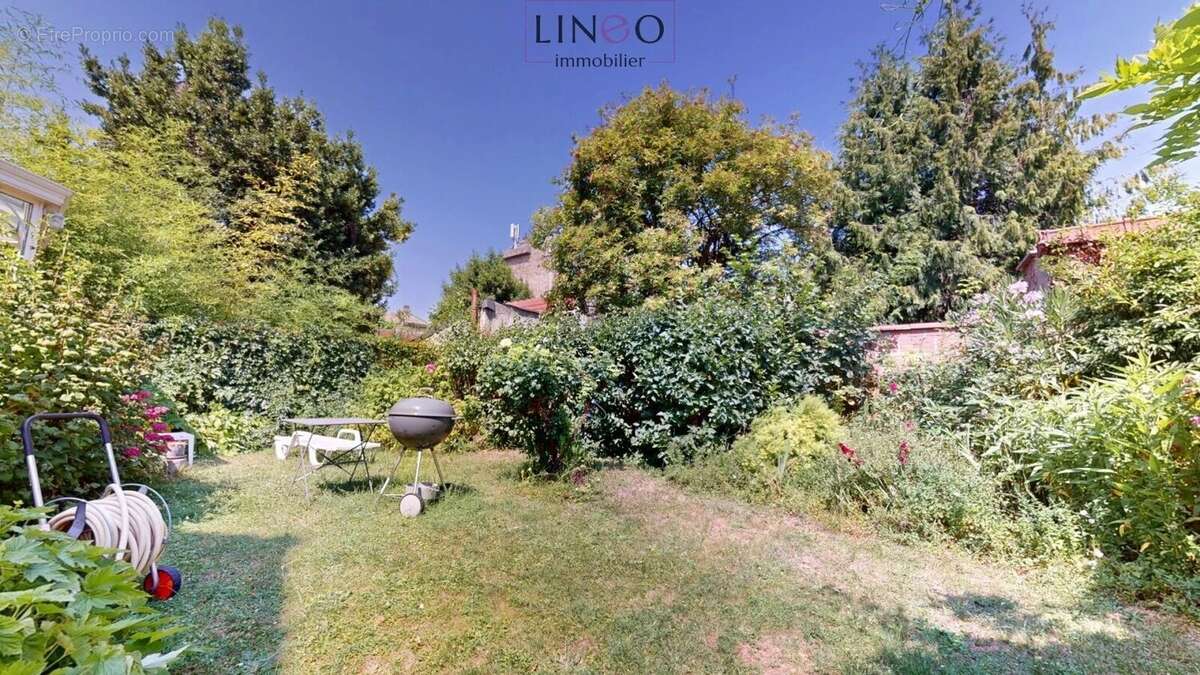 Maison à CHOISY-LE-ROI