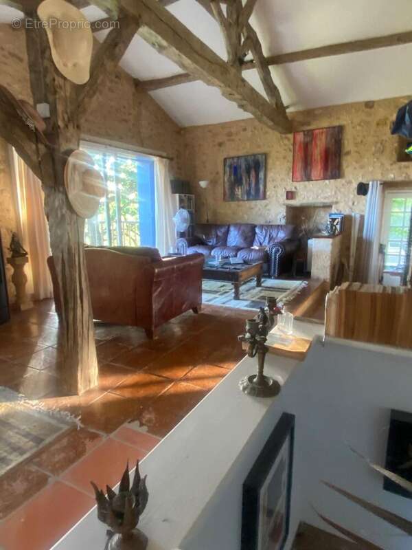 Maison 178 m² à Lolme  - photo 2