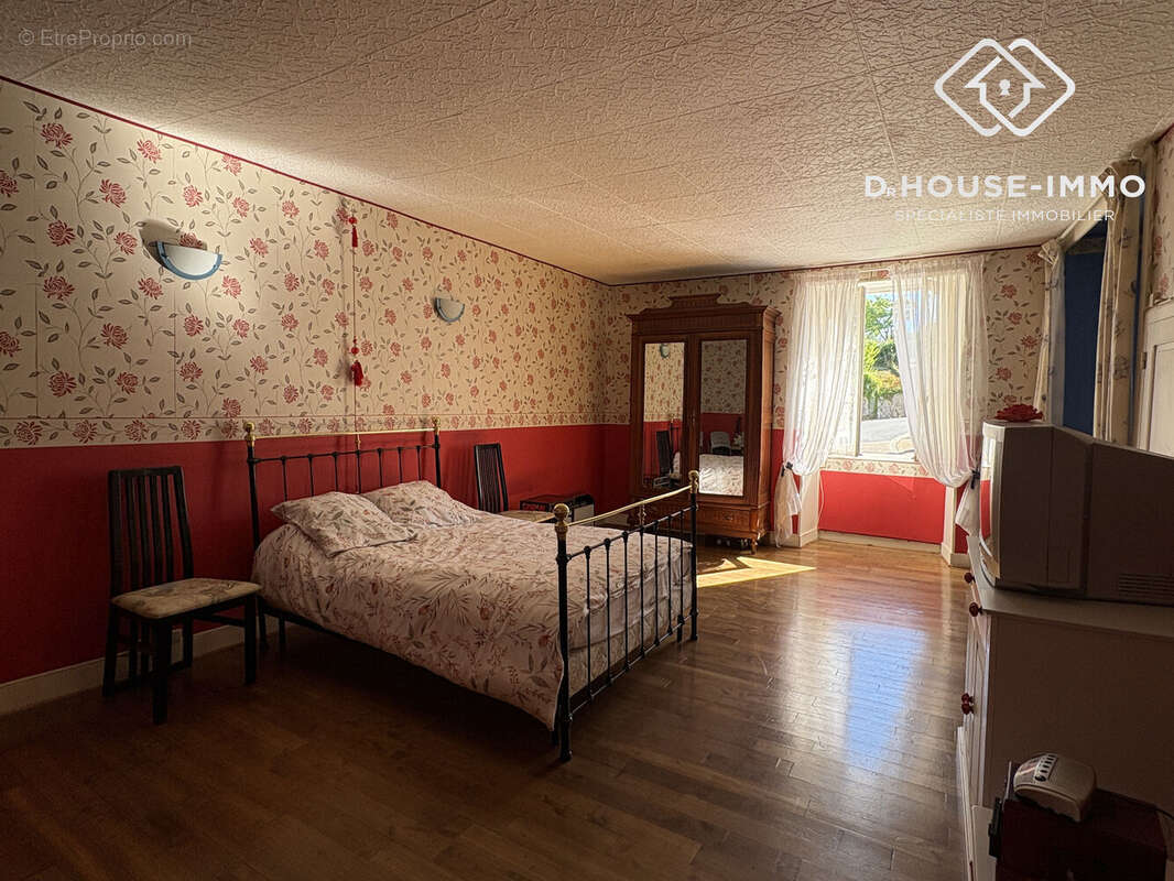 Maison à MILHAC-DE-NONTRON