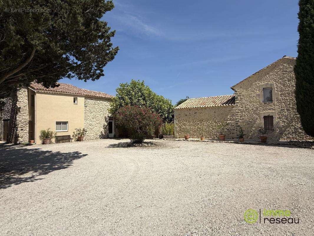 Photo Maison à Avignon au prix de 989 000€