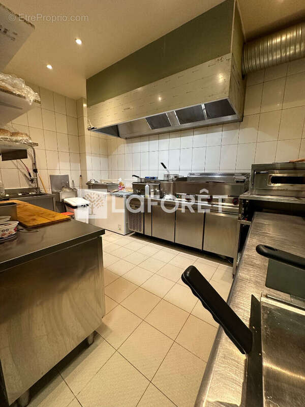 Commerce à CORBEIL-ESSONNES