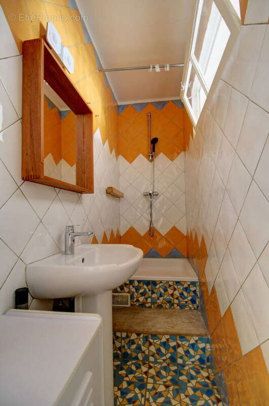 Appartement à PARIS-20E