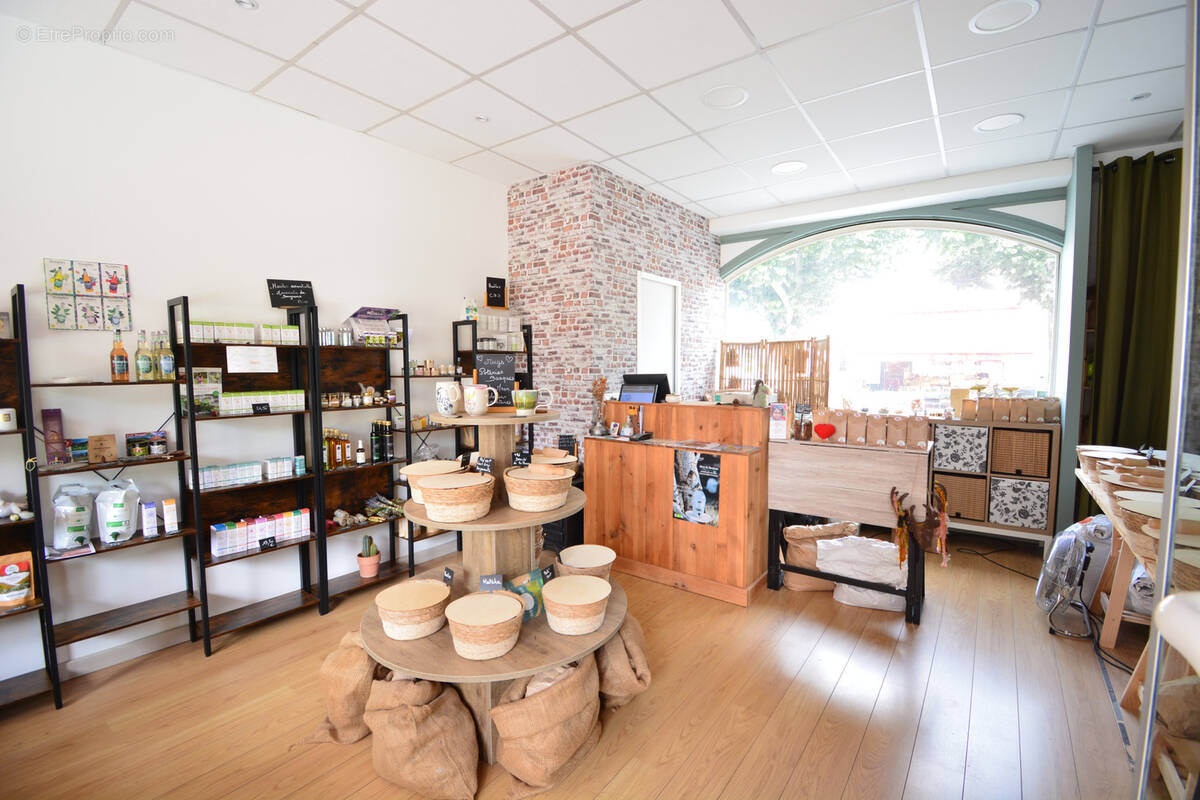 Commerce à CAMBO-LES-BAINS