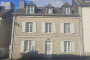 Maison à HUELGOAT
