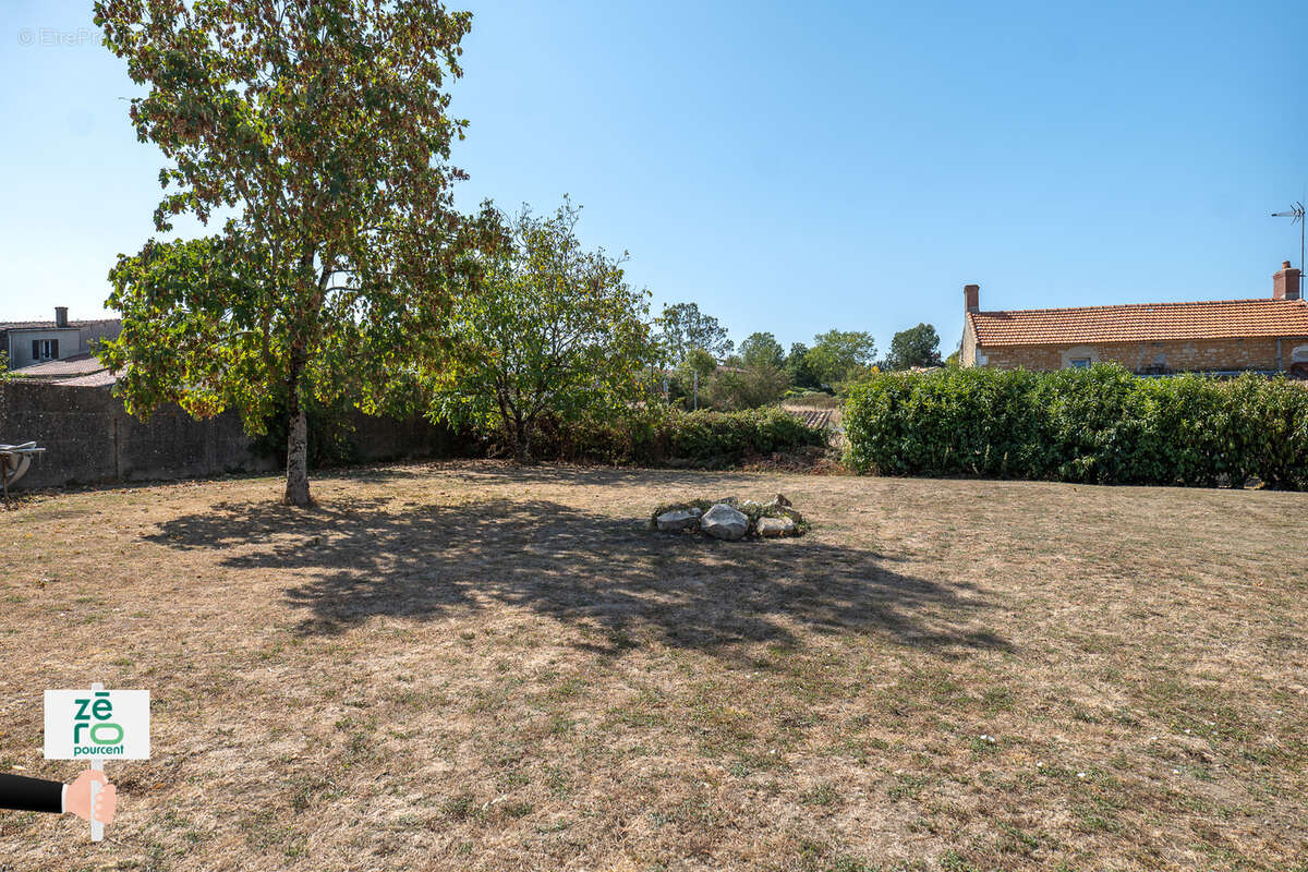 Maison familiale prête à vivre   Piscine, jardin sans vis-à-vis et aucun travaux ! - photo 16