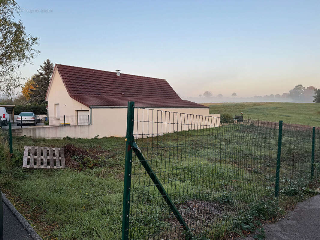 Terrain à GRANDFONTAINE