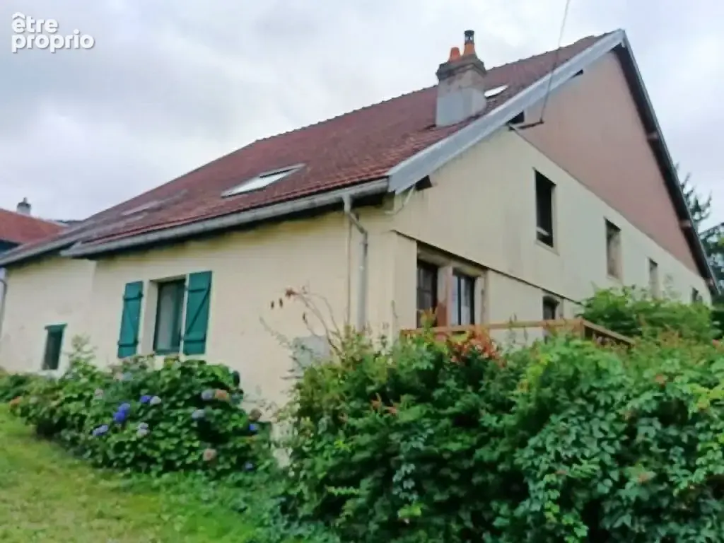 Grande Ferme Forestière , en bon état d'entretien - photo 3