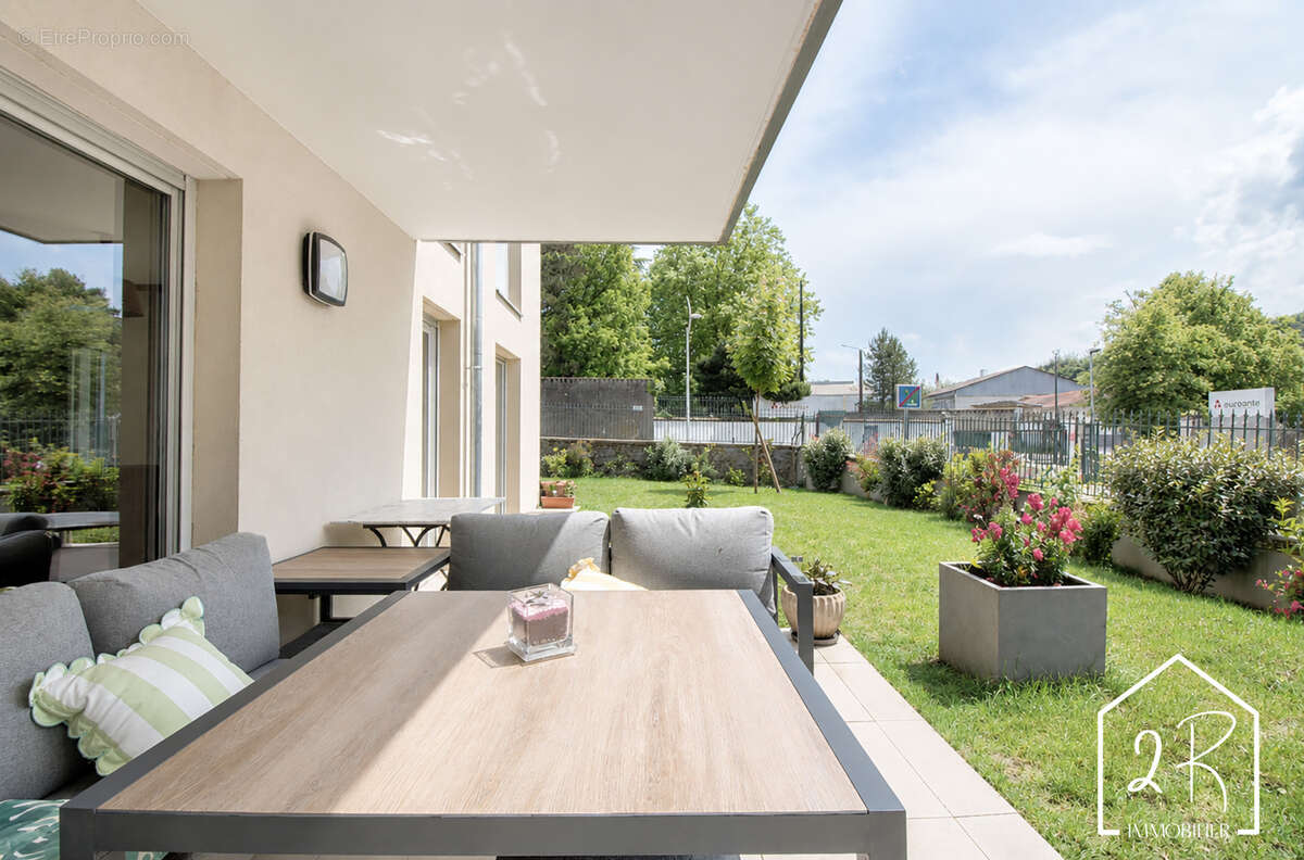 Appartement à PONT-EVEQUE