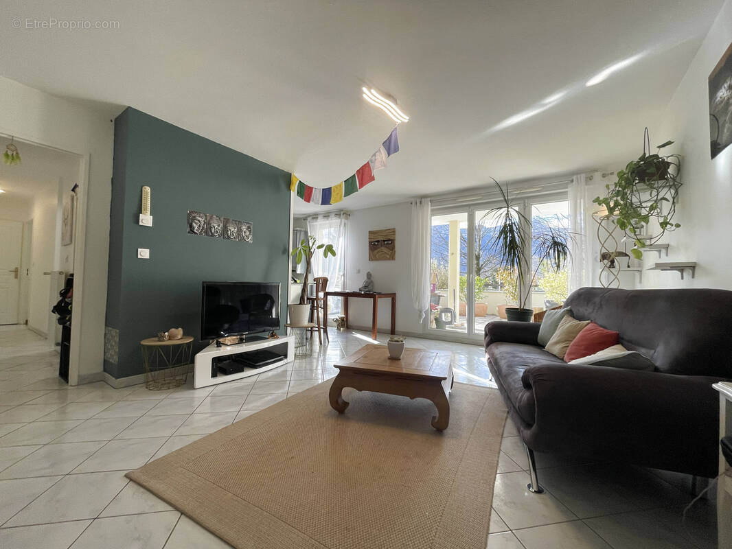 Appartement à SAINT-EGREVE