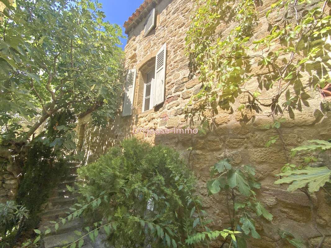 Maison 120 m² à Lauris  - photo 9