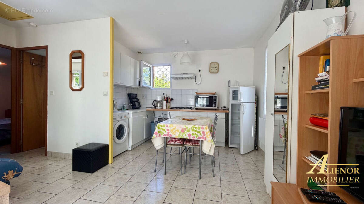 Maison de 4 chambres et 2 gîtes à Lisle - photo 15