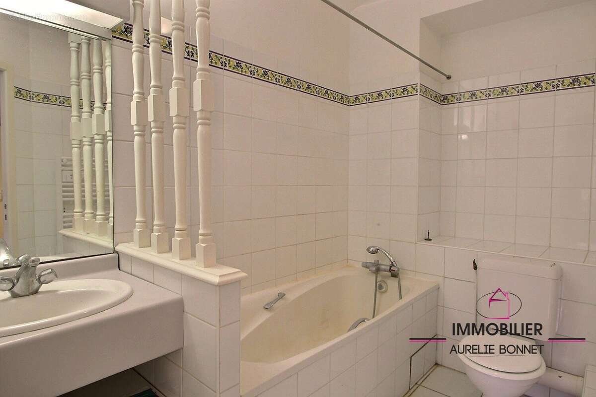 Appartement 4 pièces 80 m² à vendre à Lisieux (14100) - photo 8