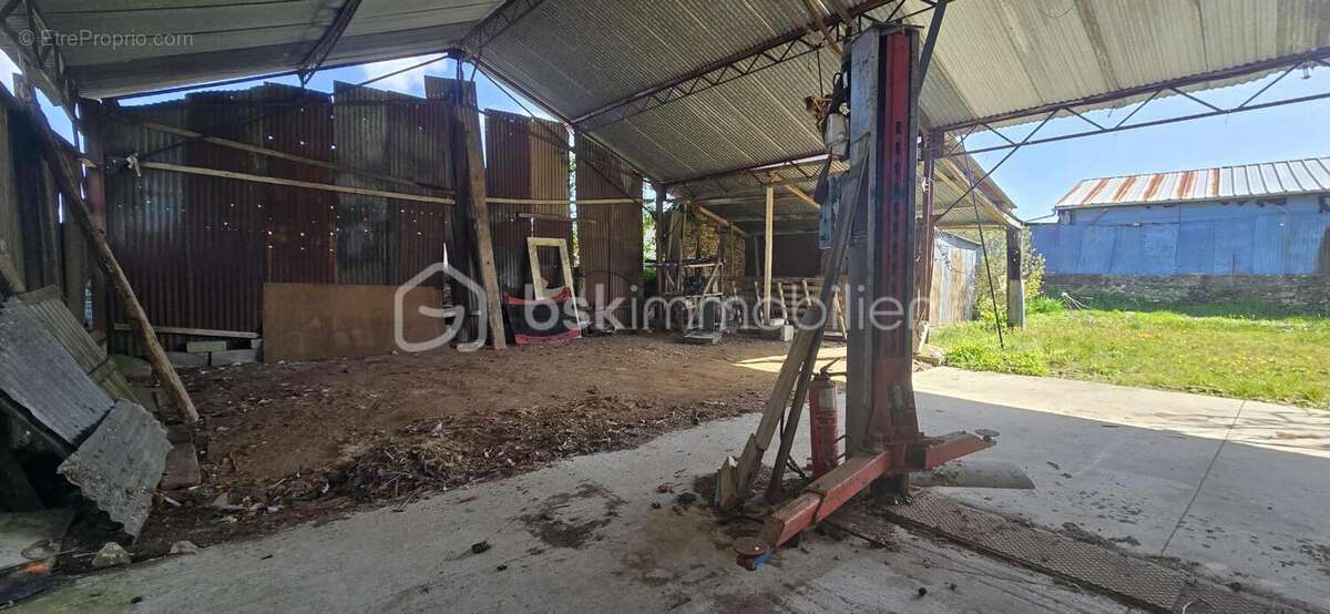 Maison à SAINT-MARTIN-DE-SANZAY