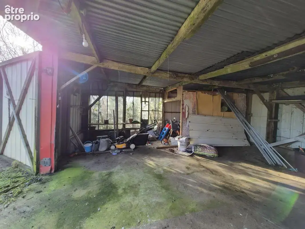 Corps de ferme authentique de 110 m2 plus annexes   3 879 m2 - photo 17