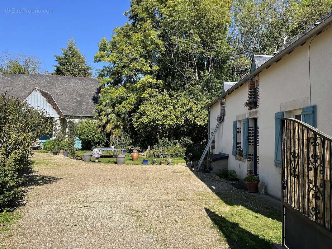 Maison à SAINT-MARTIN-D'AUXIGNY