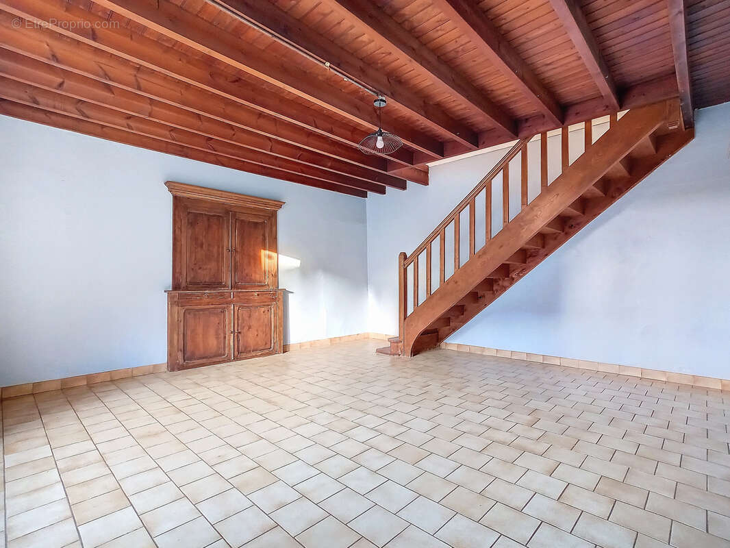 Maison à SAINT-PATRICE-DE-CLAIDS