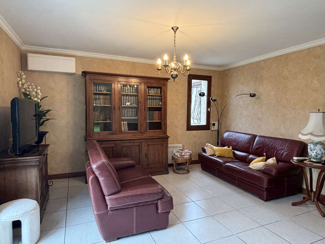 Maison à LESSARD-LE-NATIONAL