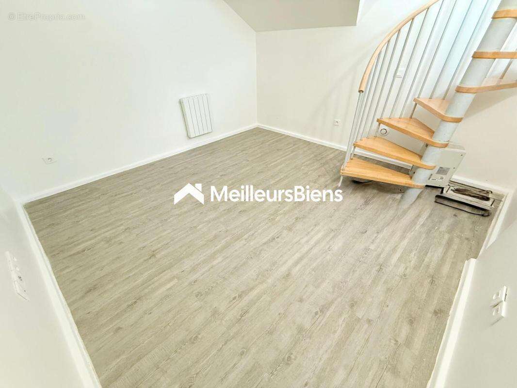 Appartement à GROSLAY