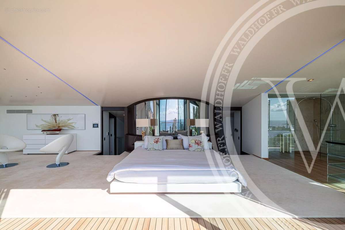 Maison à ROQUEBRUNE-CAP-MARTIN