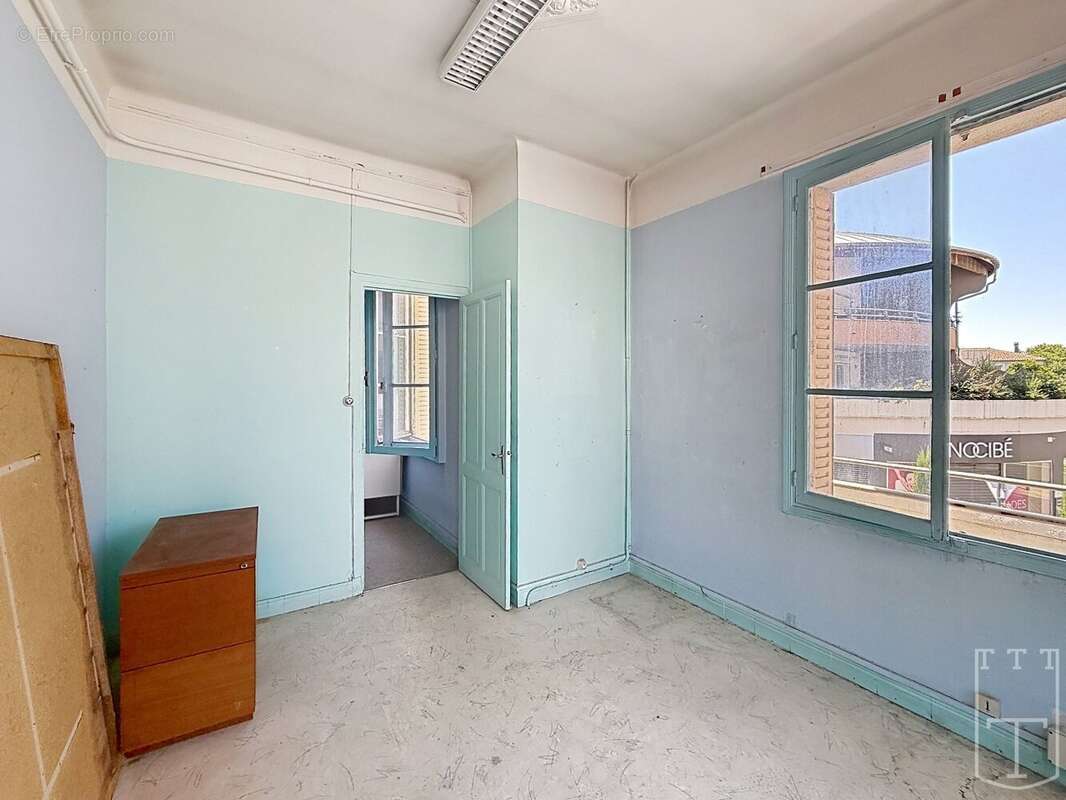 Appartement à AUBENAS
